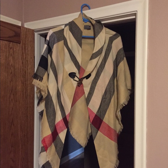 Gingham poncho women’s - Picture 2 of 2